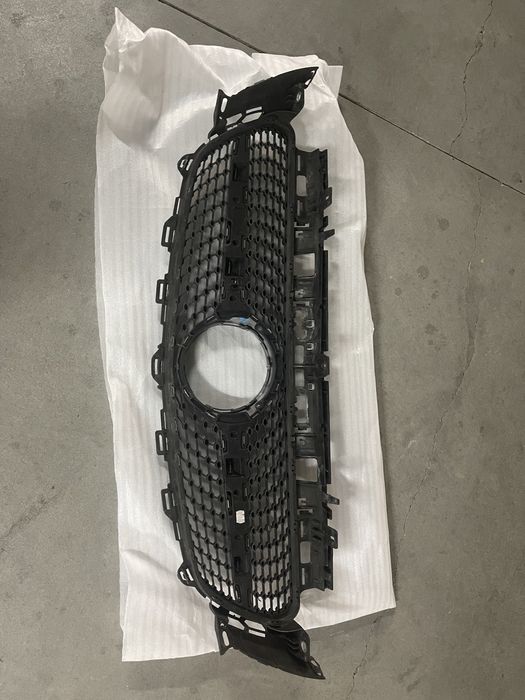 Grelha frontal mercedes E coupe