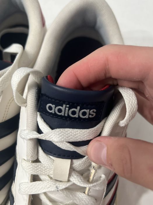 Кросівки адідас оригінал розмір 45-46