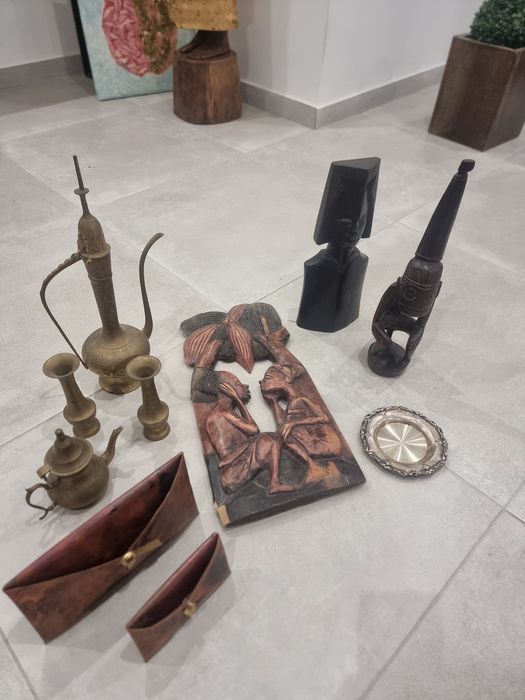 Peças decorativa africanas em madeira