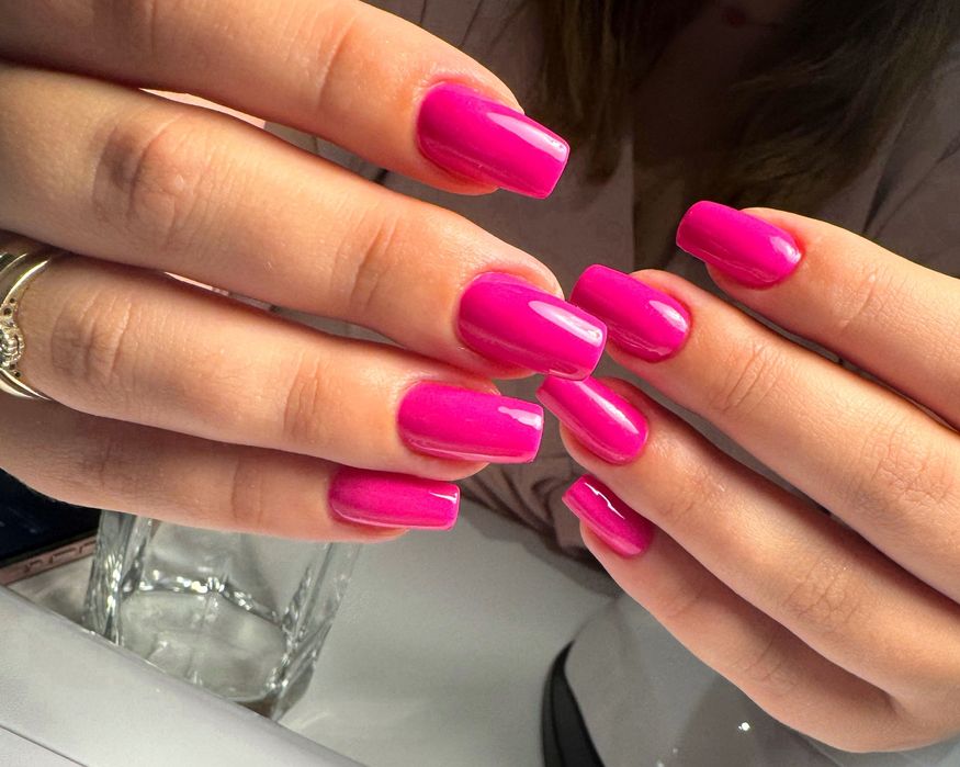 Manicure hybrydowy , żelowy , dojazd do klientki