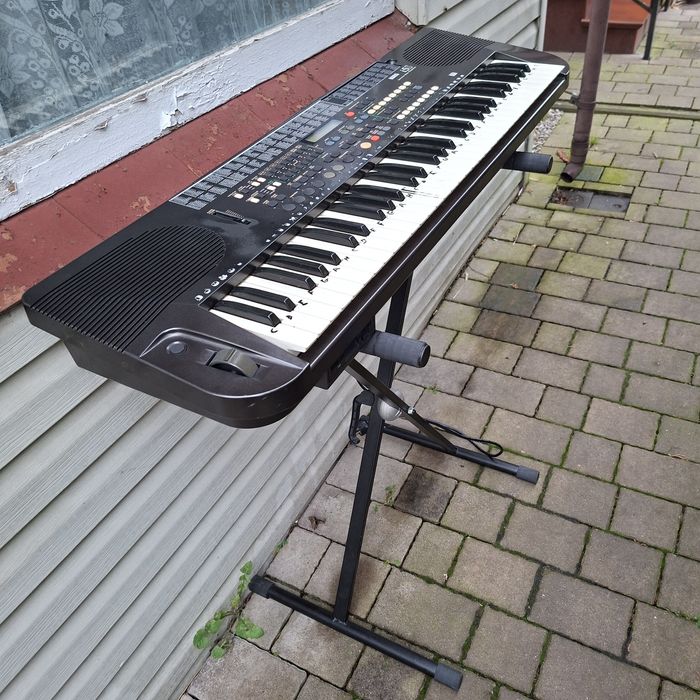 Sprzedam Korgi z futeralem