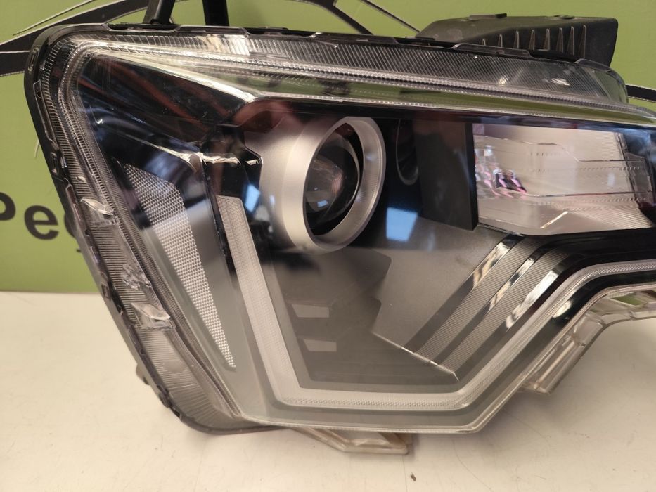 Kia Niro II - Farol Direito - FF929