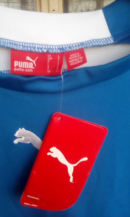 Футбольна форма Puma