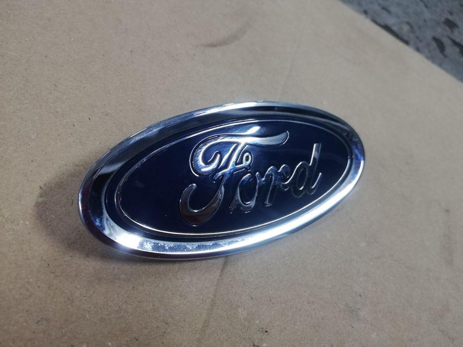 Emblemat znaczek logo Ford Focus mk3 III lift C-max mk2 II lift