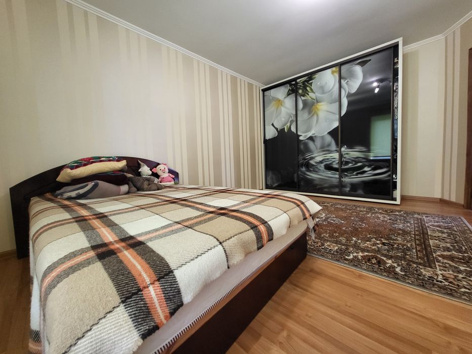 Продам будинок з банькою, доглянута ділянка!