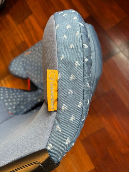 Cadeira Auto Bebe Confort Rodifix