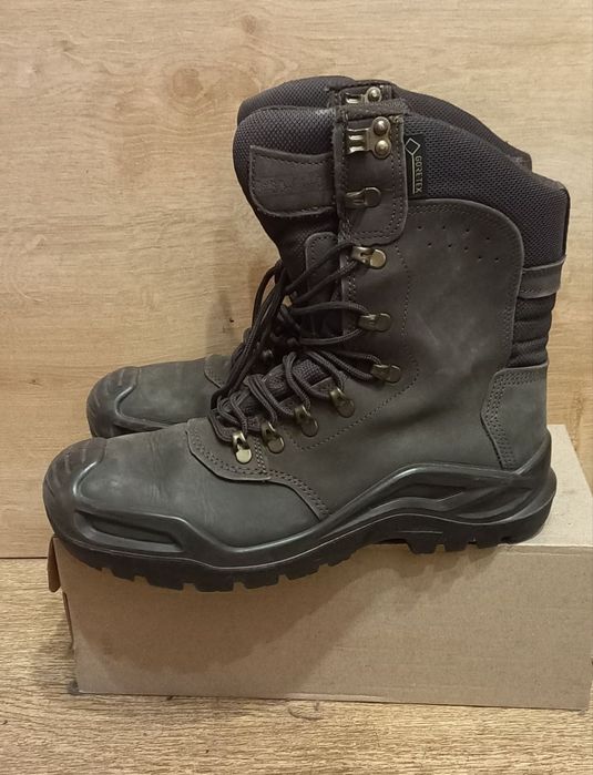 Берци "Талан"Зима/Демісезонні високі та літні. Розміри:40,41,