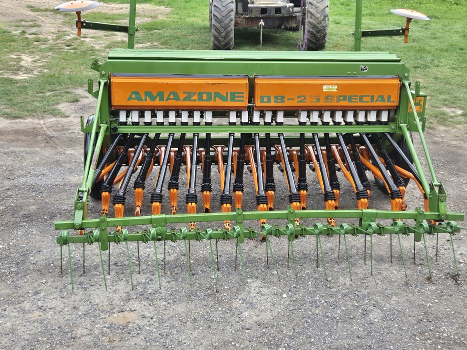 Siewnik Amazone D8 Special 2.50m ścieżki technologiczne