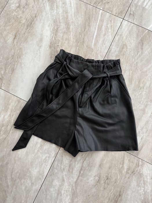 Шорти Zara S-M шорты