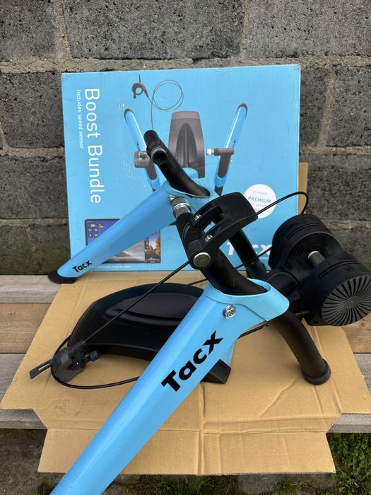 Garmin TACX Boost pakiet Czarno-niebieski