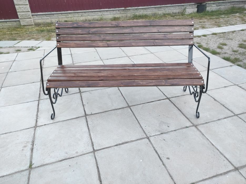 Садова металева скамейка ,лавка