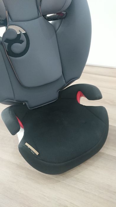 Cadeira auto Cybex Gold Solutions M-fix 15-36kg