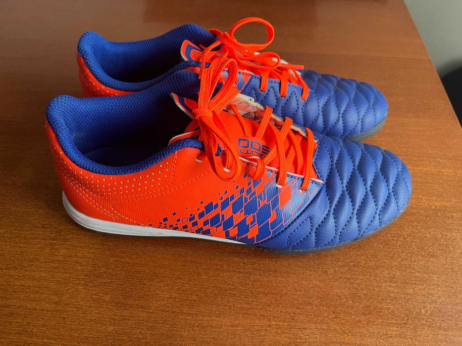 Chuteiras Futsal Kipsta - Tam 38