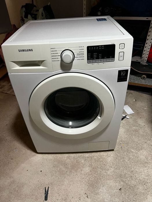 Maquina de lavar roupa