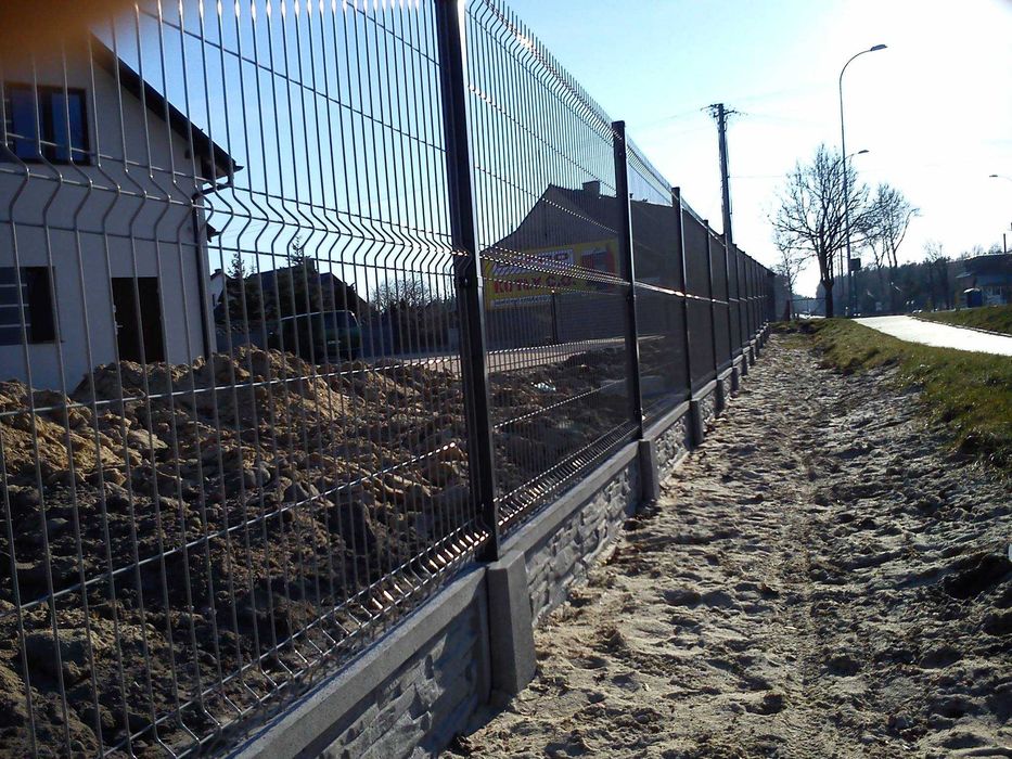 Podmurówka betonowa prefabrykowana systemowa, łączniki, podmurówki pod panele 3D