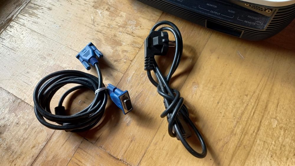 Projektor LCD Sony VPL-EX4 biały