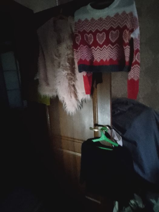 Продам речі для дівчаток