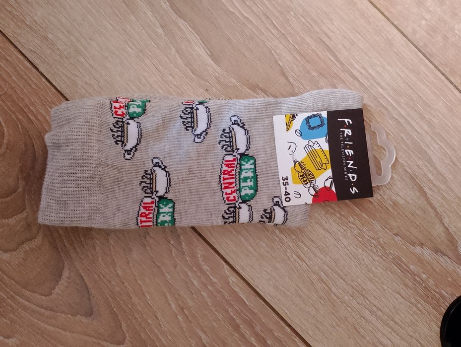 новые носки friends