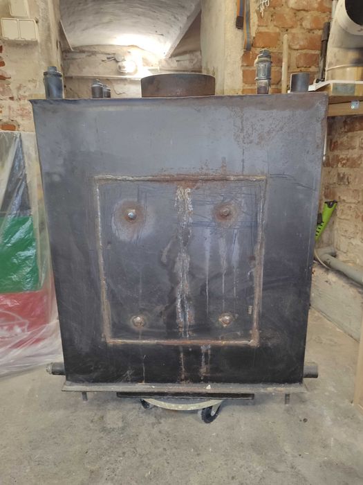 Kominek z płaszczem wodnym