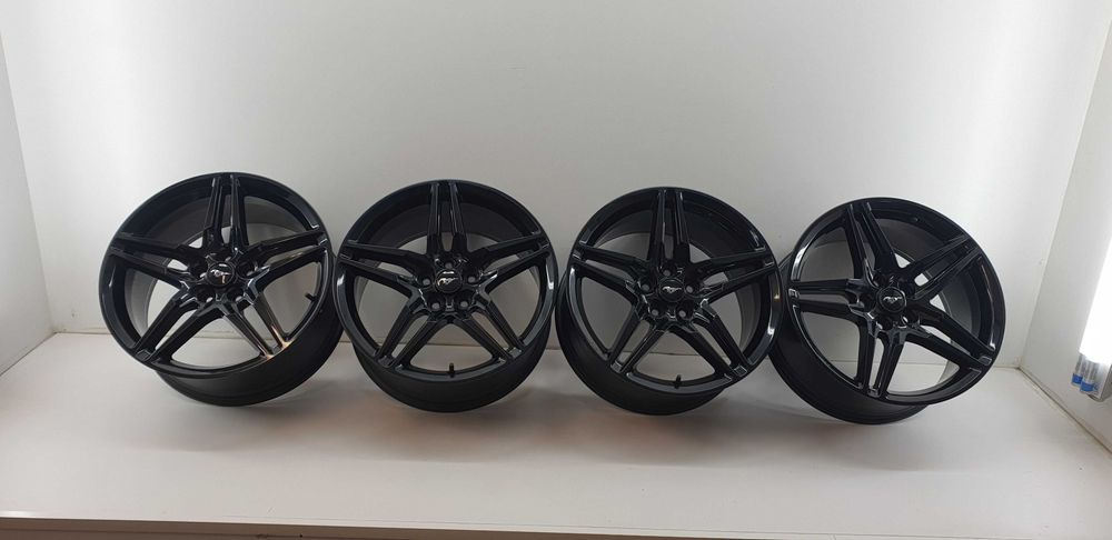Felgi aluminiowe Ford Mustang komplet felg 4sztuki z czujnikami