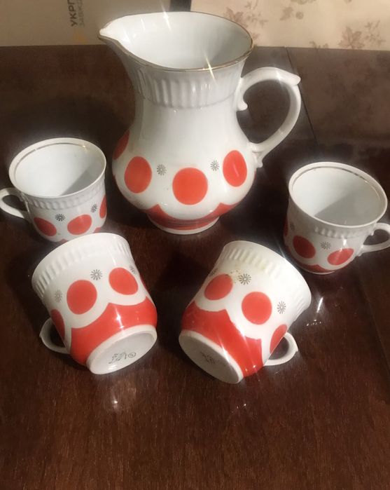 Кувшин з чашками, 2 чайники, молочник,Баранівка,Городниця