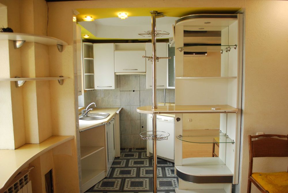 Продам. 3-комнатная в Южном районе