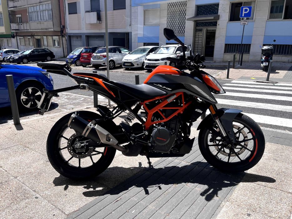 KTM Duke 390 2023