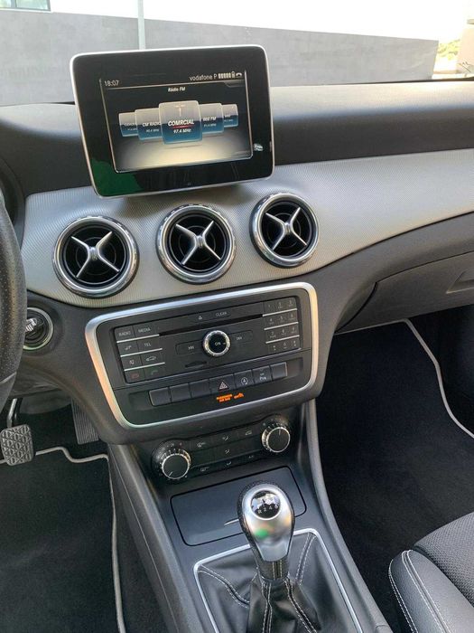 Mercedes-Benz GLA 180 d Urban – Nacional – 75.000 km – 1 Dono – IPO/Revisão Feitas