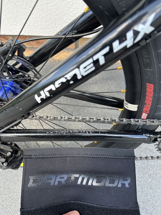 Dartmoor Hornet 4x [NOA Hubs,Spank,Carbon]