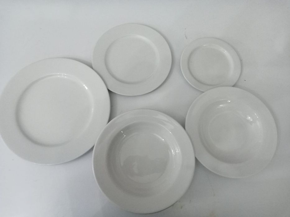 Pratos para restauração