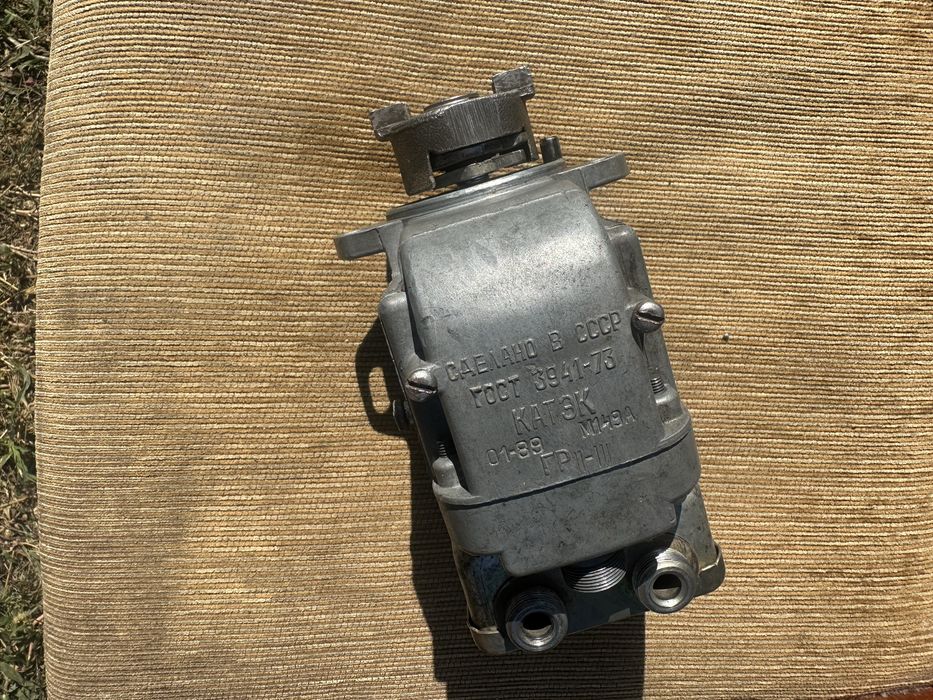 Магнето двоіскрове М-149А на ПД-23 для ЧТЗ Т-130 Т-170 Б-10