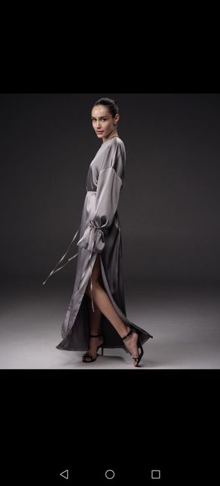 Женское кимано платье.