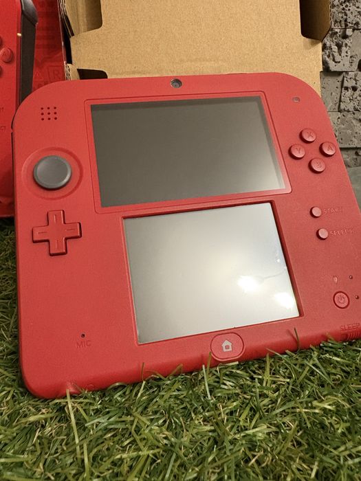 Портативна консоль Nintendo 2ds RED гарний стан! можливо Кредит!!