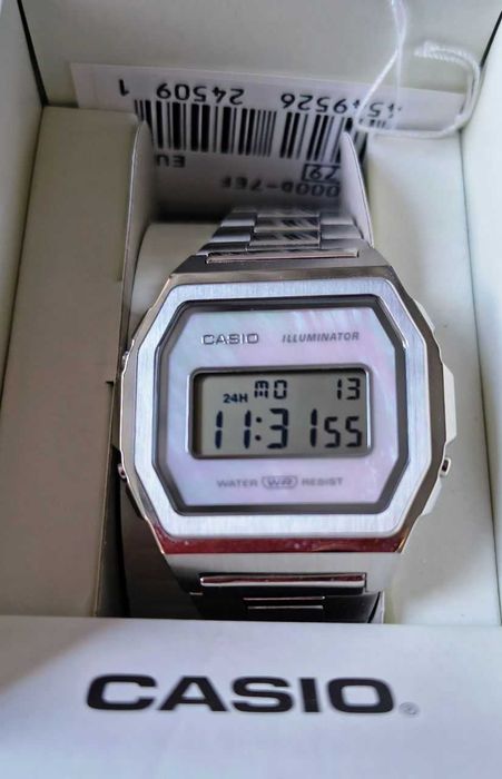Zegarek CASIO A1000D-7EF retro vintage metal