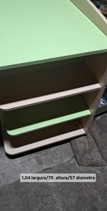 Comoda para quarto de crianca