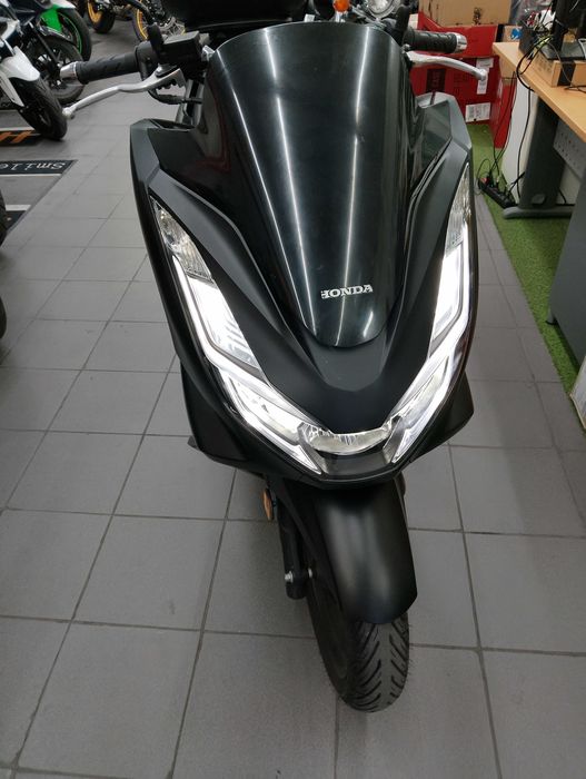 Honda PCX 125 de 2023 com 6800kms