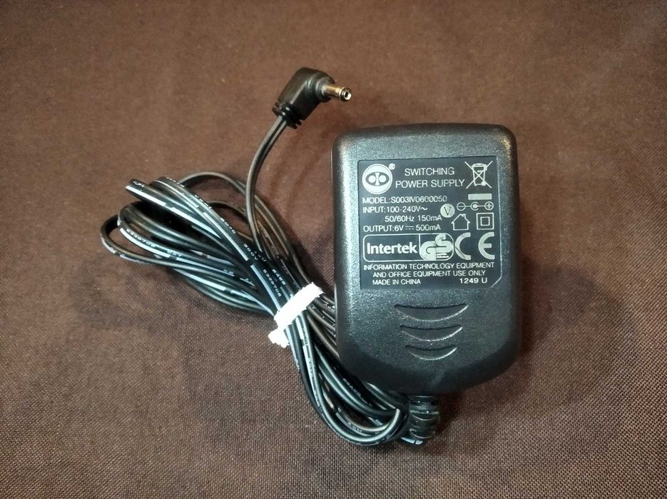 Carregadores / adaptadores / cabos para telemóveis