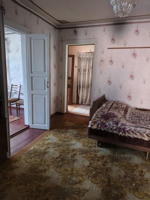 Продам добротний будинок