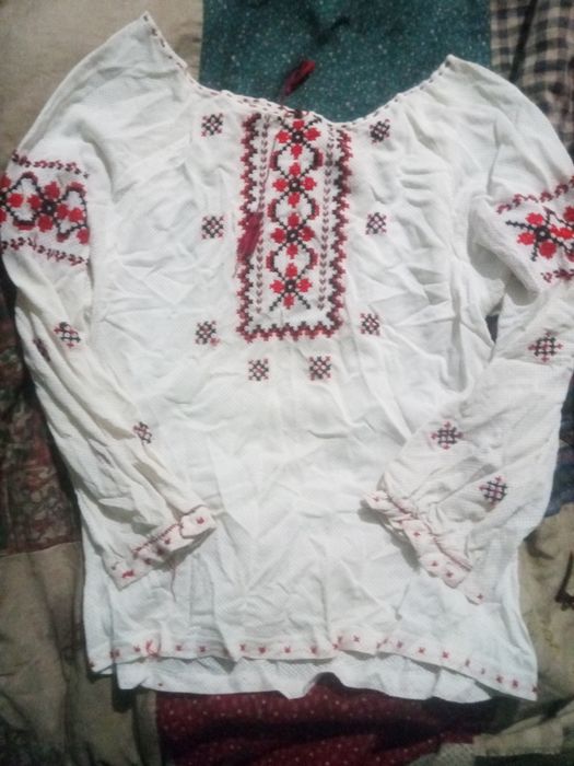 Продам Вишиванку для девушка