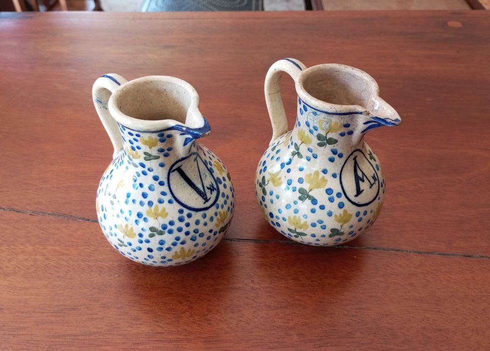 Antigo par de galhetas Portuguesas em faiança séc. XIX