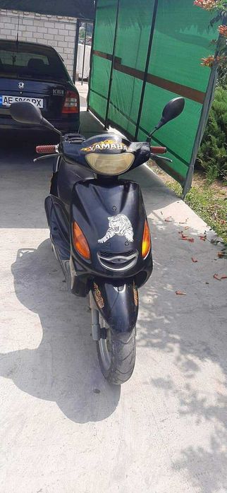 Скутер Yamaha Grand Axis 100