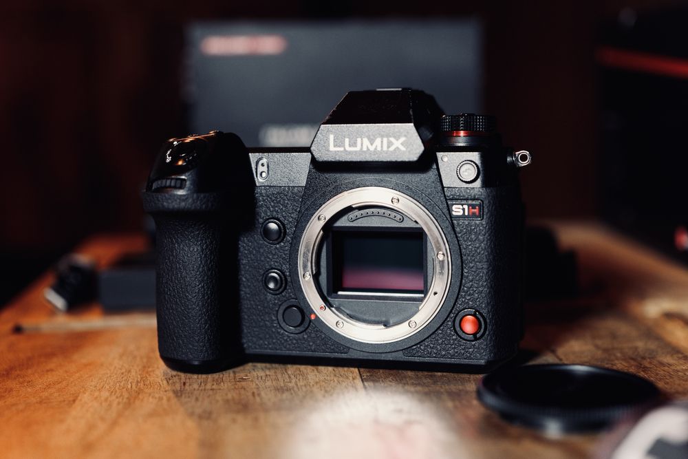 Lumix S1H - 4 akumulatory Panasonic oryginalne - klatka