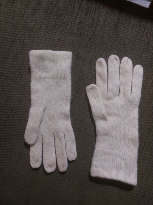 Перчатки ангорка белые