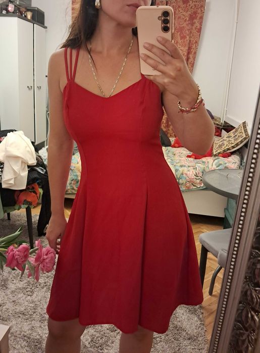 Czerwona sukienka rozm. M