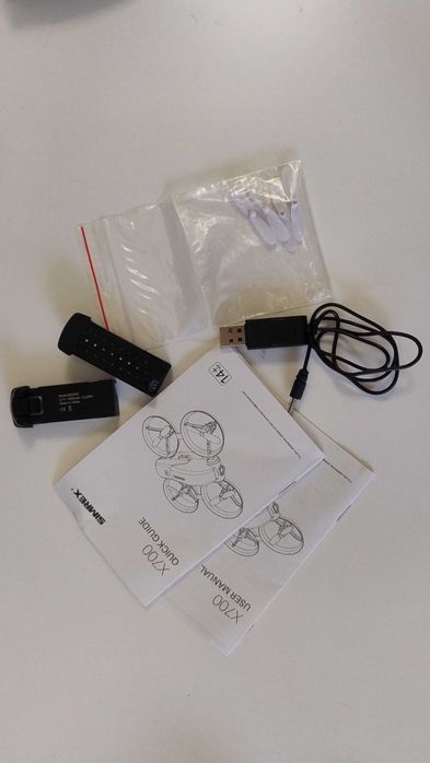 Mini dron Simrex x700 z kamerą