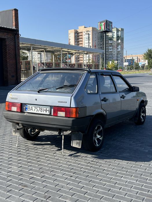Продам ваз 2109