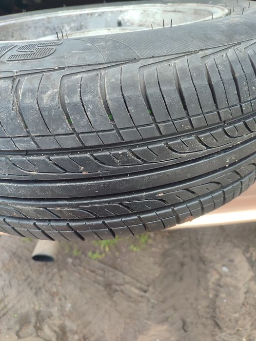 Літня гума 195/65r15