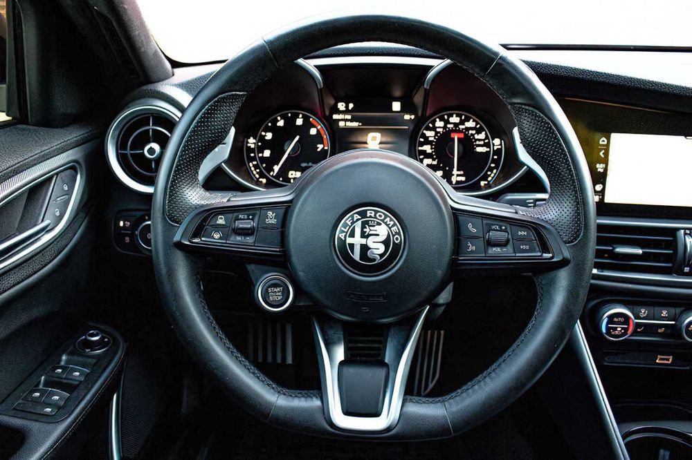 Alfa Romeo Giulia Veloce      2022