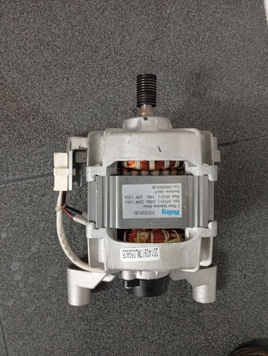 Motor de máquina roupa Indesit XWD71283