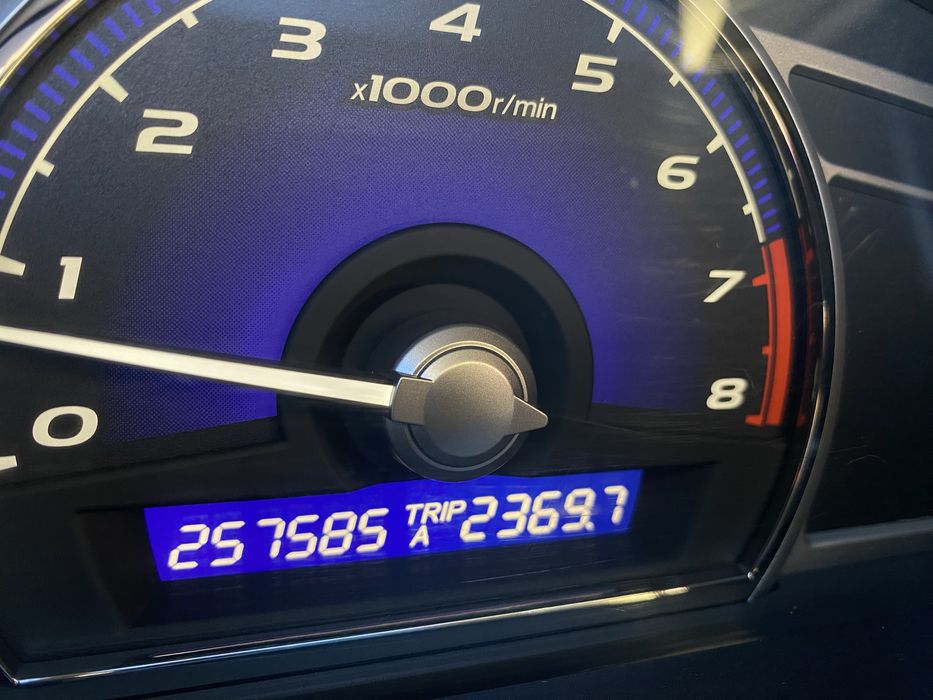 Honda Civic FD1.8 i-VTEC 140cv (6 mudanças), somente para venda